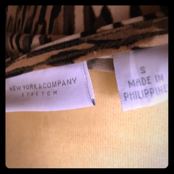 New York & Company Animal Print Top - Picture 2 of 4